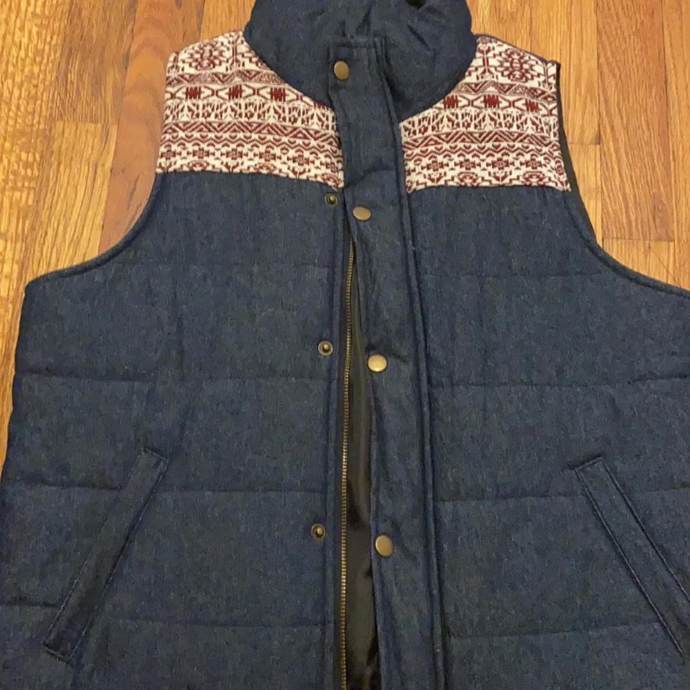 Puffer vest - Picture 3 of 5